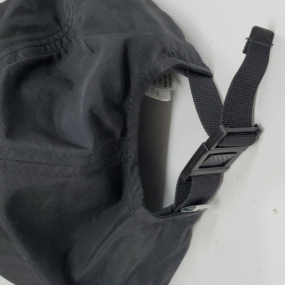 DC hat - Picture 2 of 3